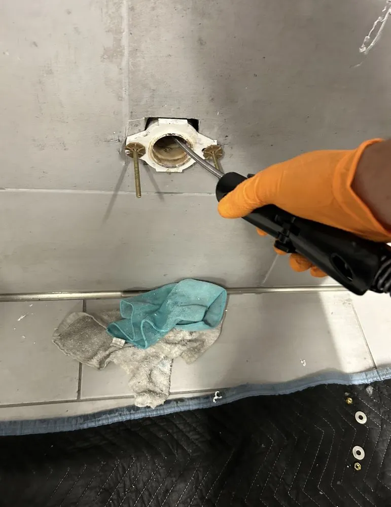 Slide of Avid Plumbing and Drain