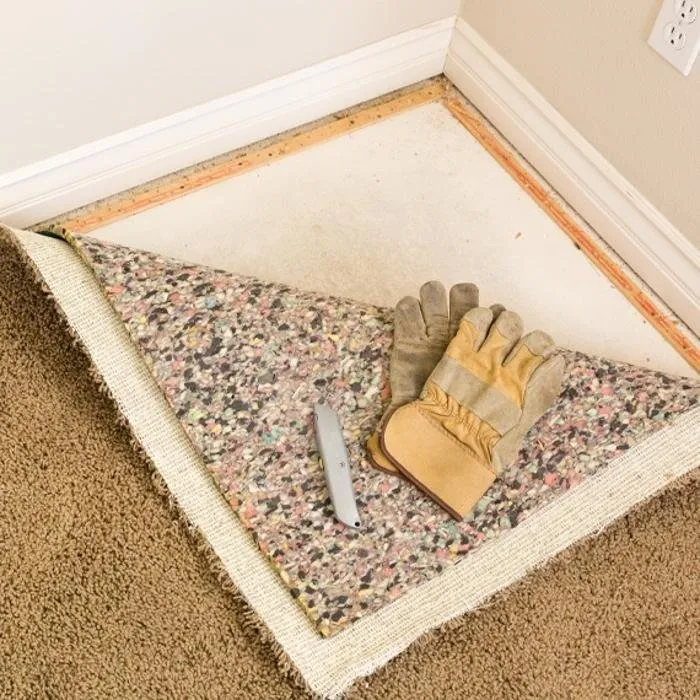 Slide of Avinas Builder