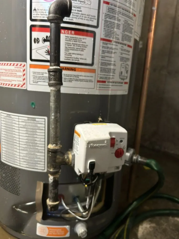 Slide of AW3-Nikx-Fikx