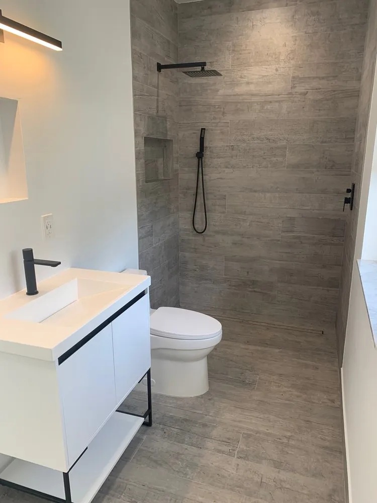 Slide of Azulia Plumbing Services