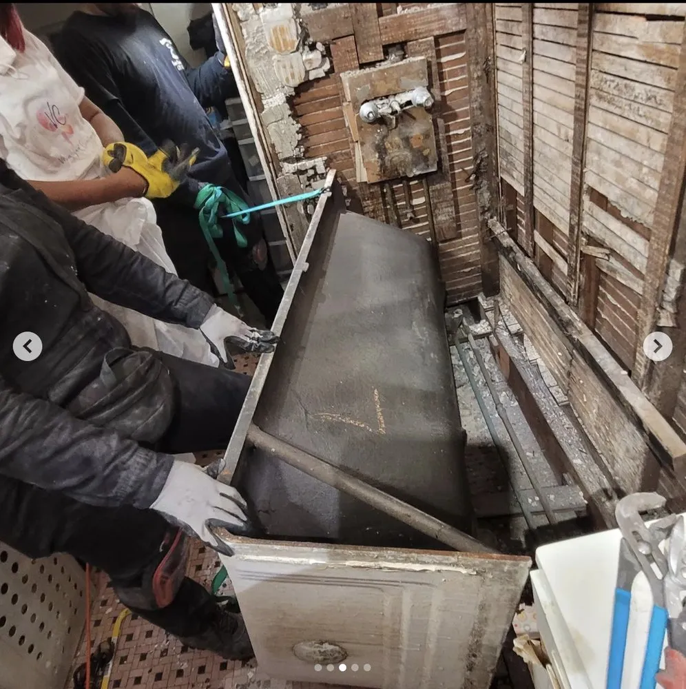 Slide of Azzurro Enterprises Drain Cleaning & Repair