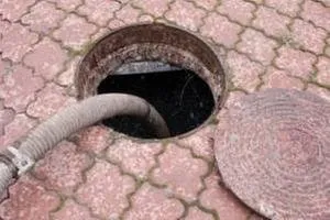 Slide of B & B Grease Trap & Drain Cleaners