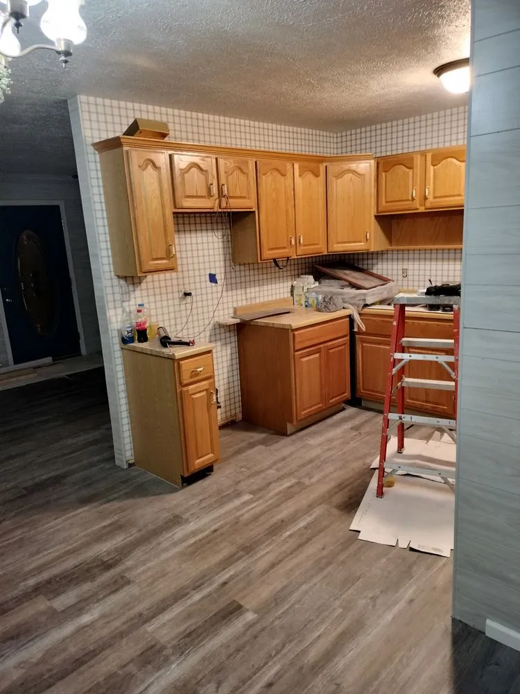 Slide of B & C Contracting