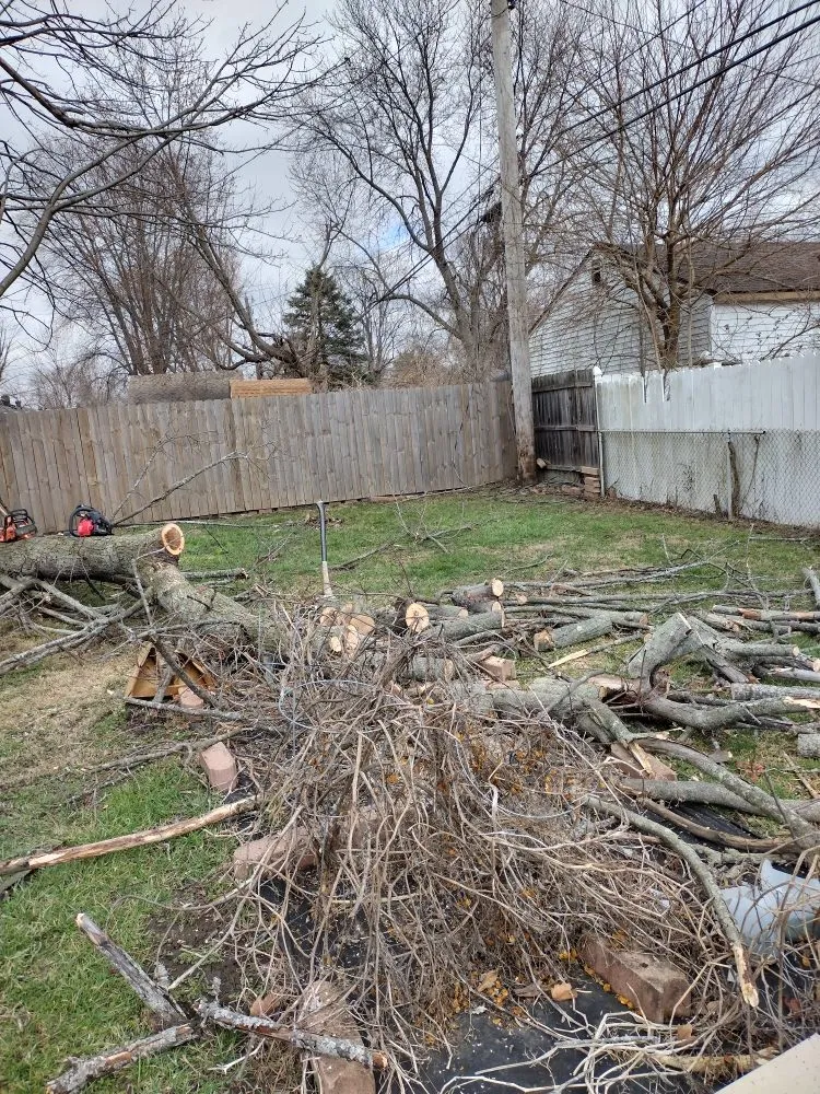 Slide of B & T Contracting