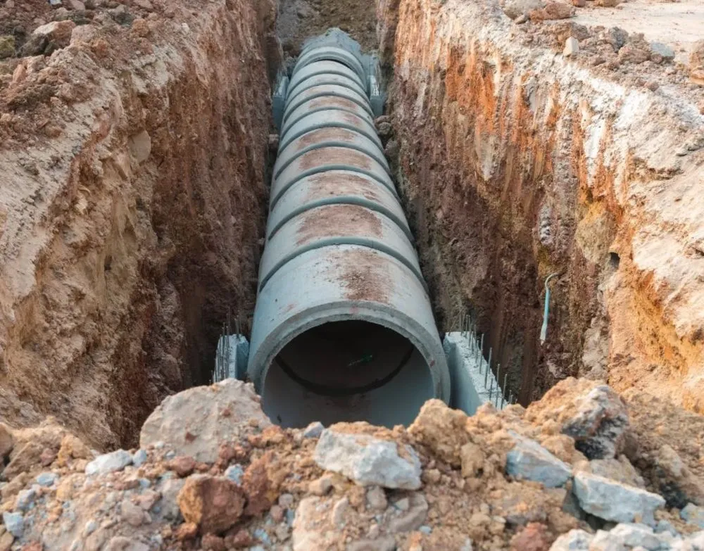 Slide of B and R Septic and Drain Service