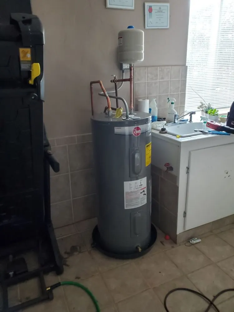 Slide of B-Line Plumbing & Drains