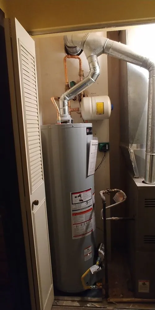 Slide of B-Line Plumbing & Drains