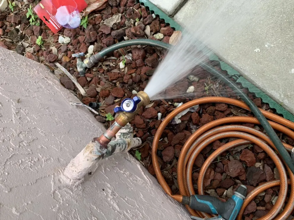 Slide of Bahama Breeze Plumbing