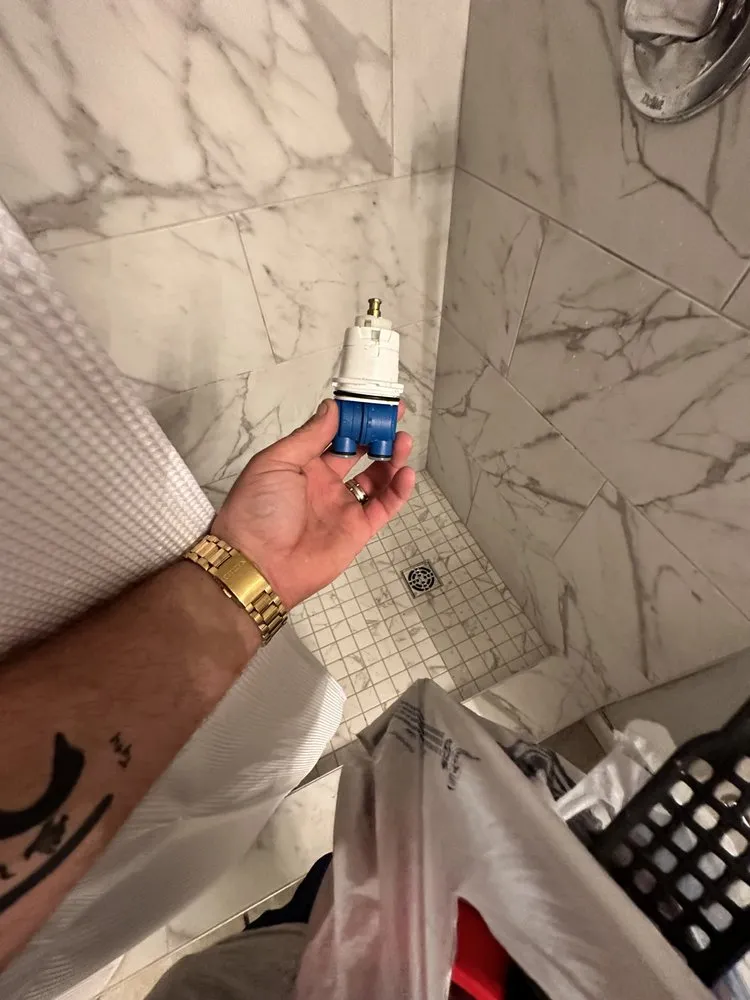 Slide of Bama's Best Maintenance  & repair