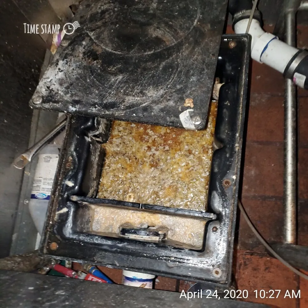 Slide of Baton Rouge Grease Trap Cleaning