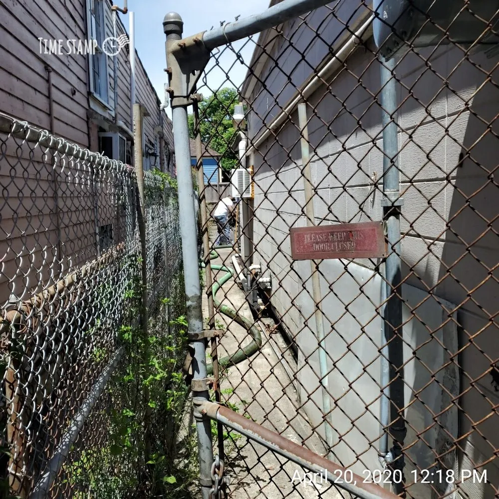 Slide of Baton Rouge Grease Trap Cleaning