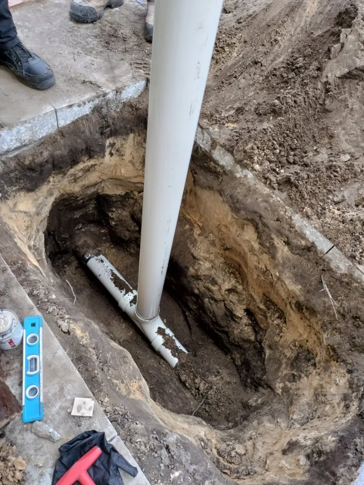 Top-rated emergency plumbing in Zephyrhills, FL by Bay 2 Bay Plumbing & Drains