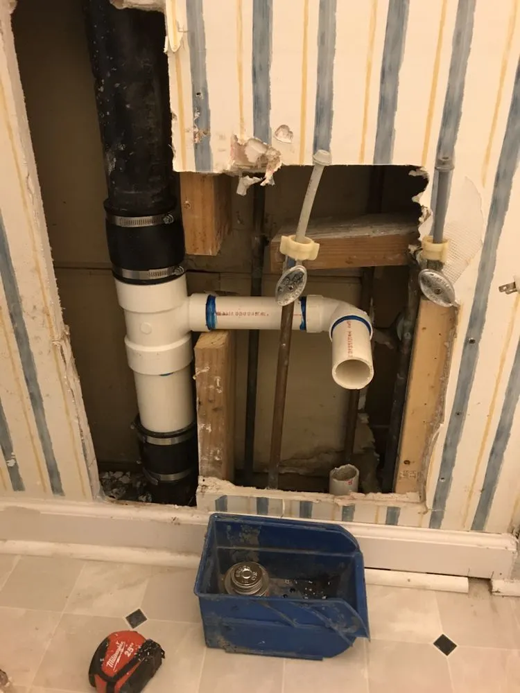 Top-rated emergency plumbing experts serving Virginia Beach, VA - Baybreeze Plumbing & Gas