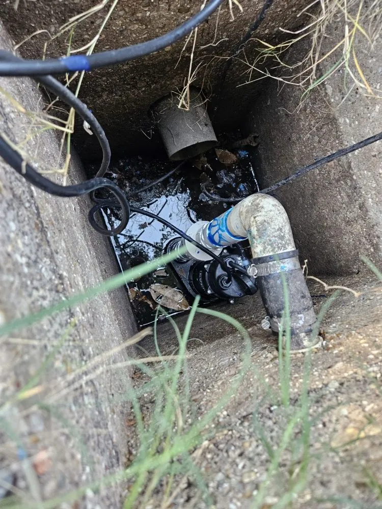 Slide of B&B Plumbing Repair