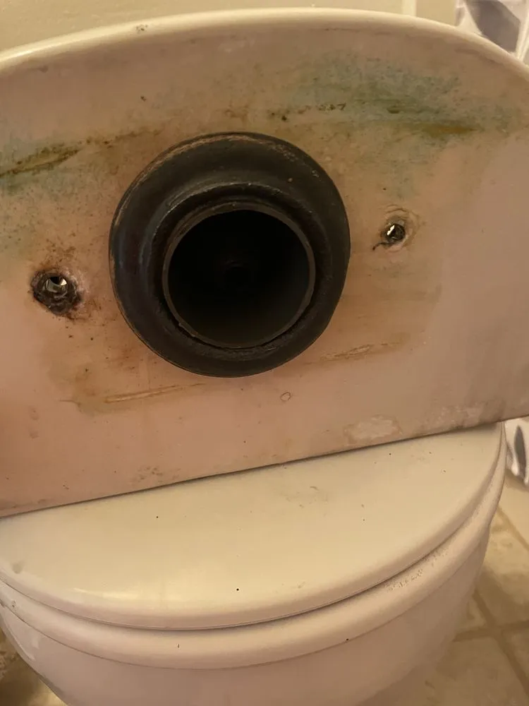 Emergency pipe repair experts serving Daytona Beach Shores, FL - B&C's Home and Maintenance Services