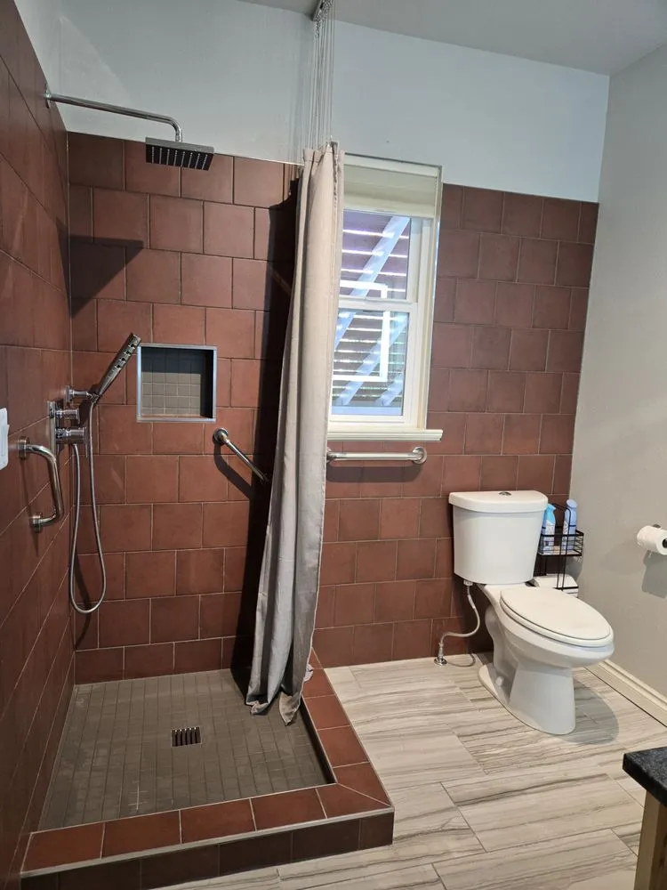 Slide of B&E Construction