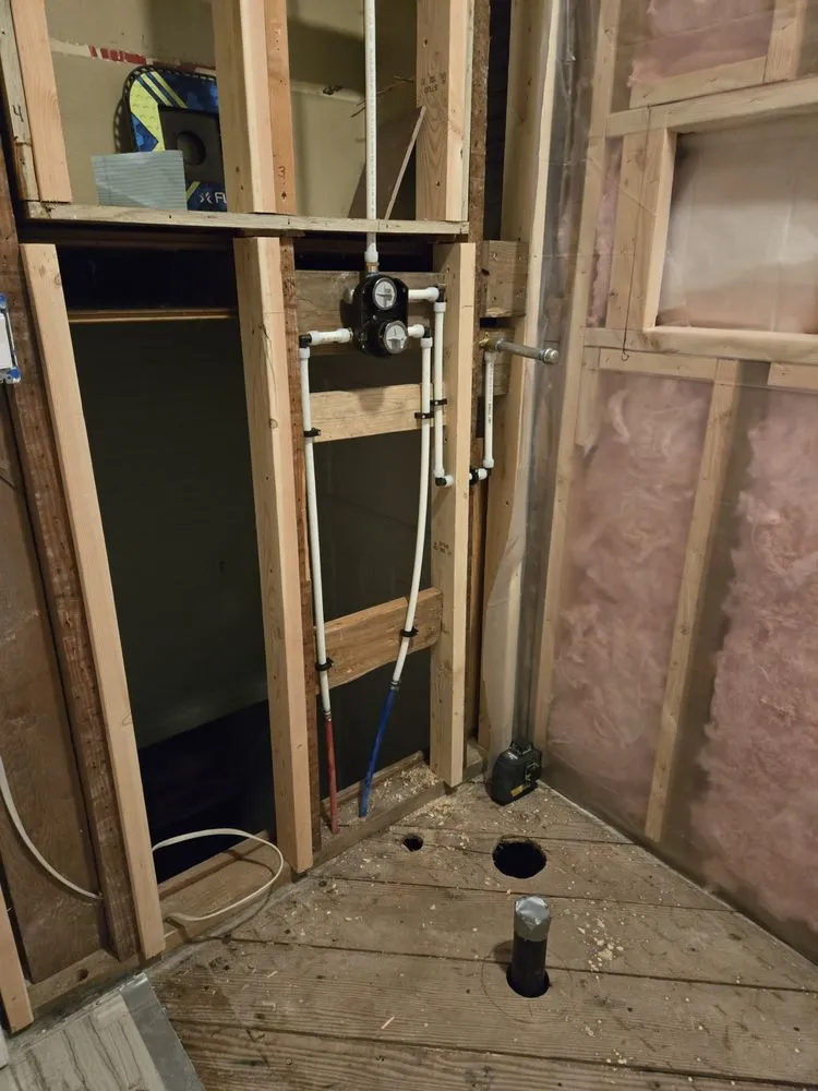 Slide of B&E Construction