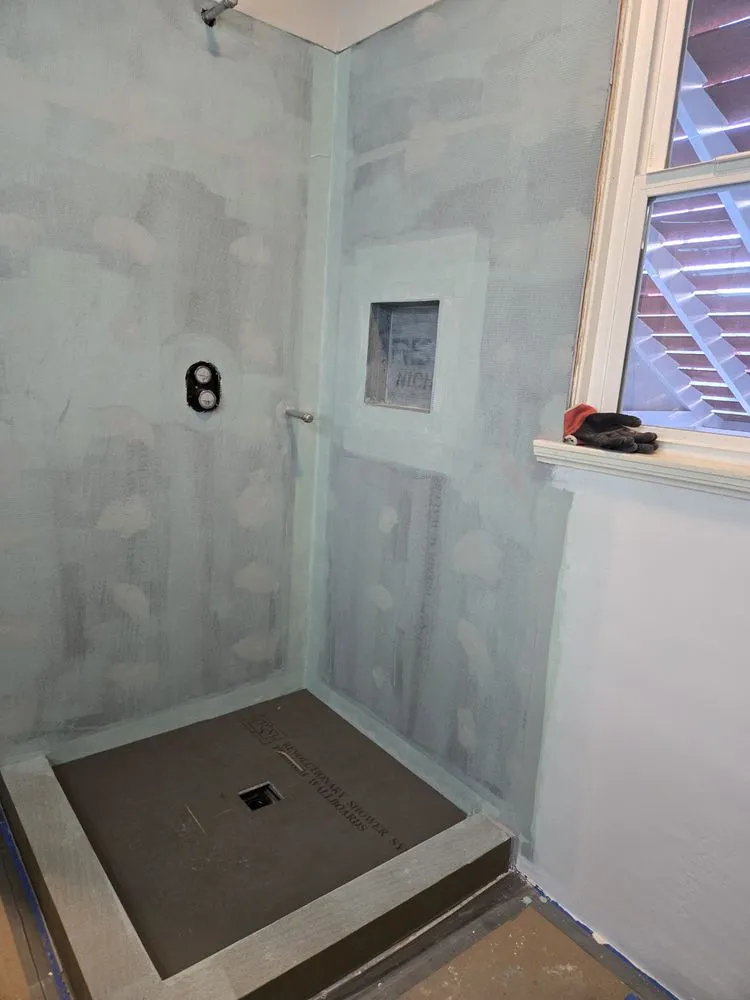 Slide of B&E Construction