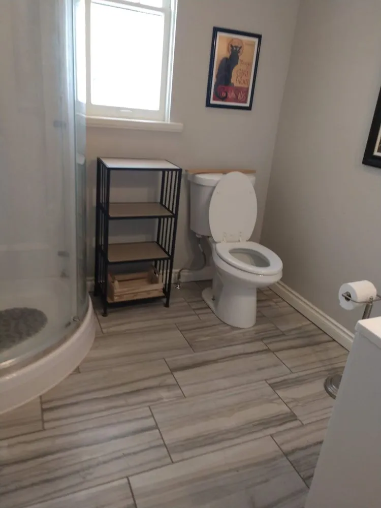 Slide of B&E Construction