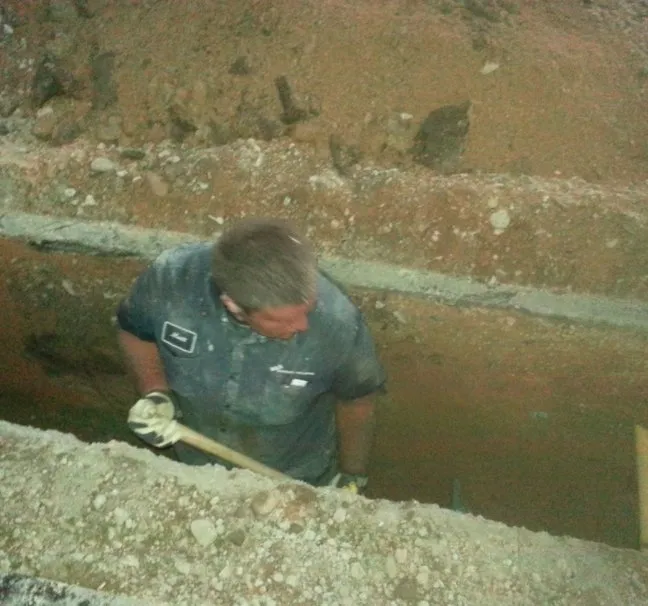 Slide of B&e Rooter and Plumbing