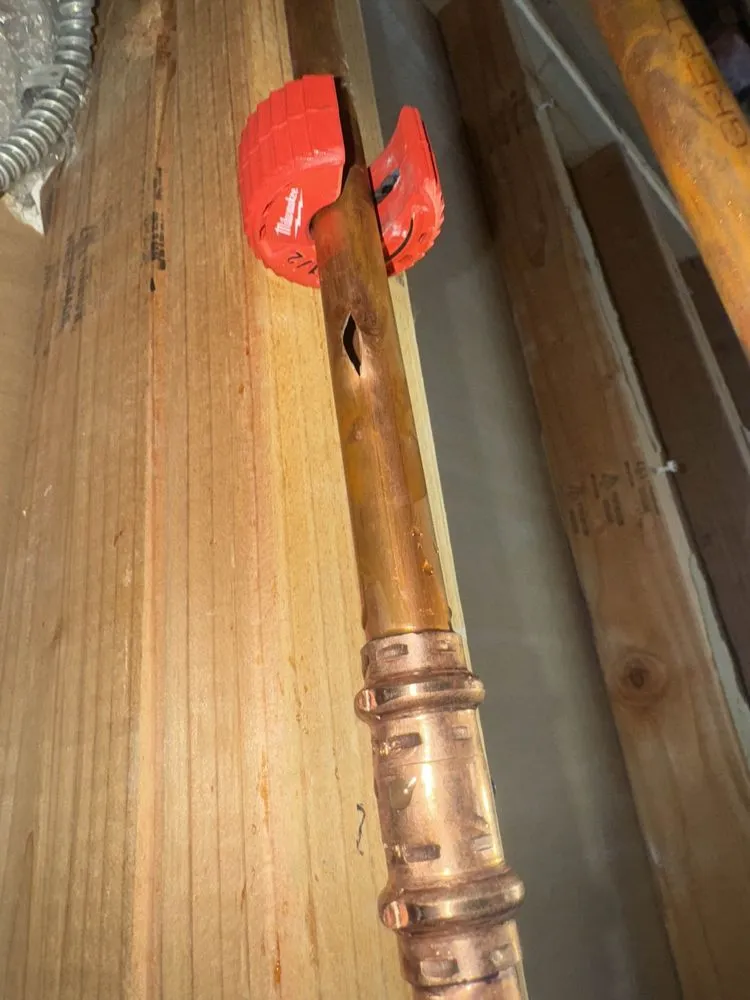 Slide of Bee Quick Plumbing & Sewer