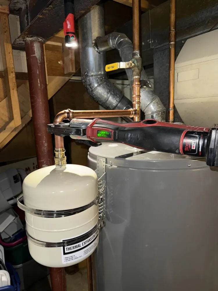 Slide of Bee Quick Plumbing & Sewer