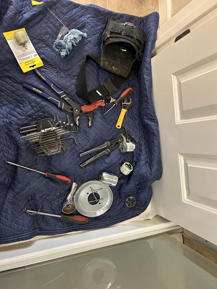 Slide of Beefix Services