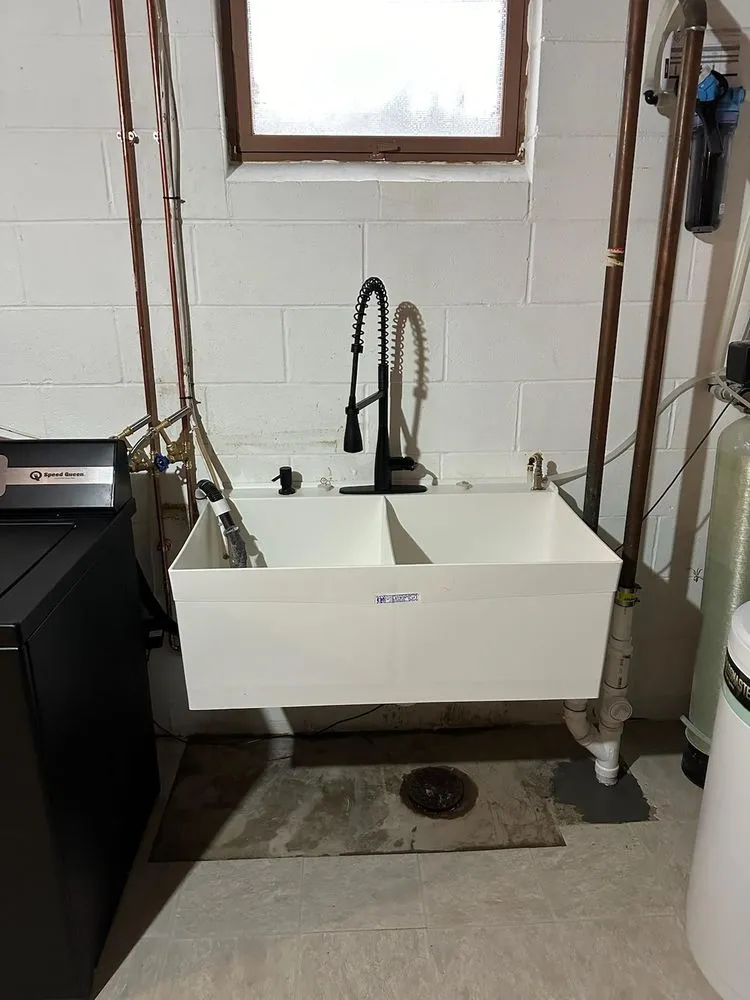 Slide of Beeline Plumbing