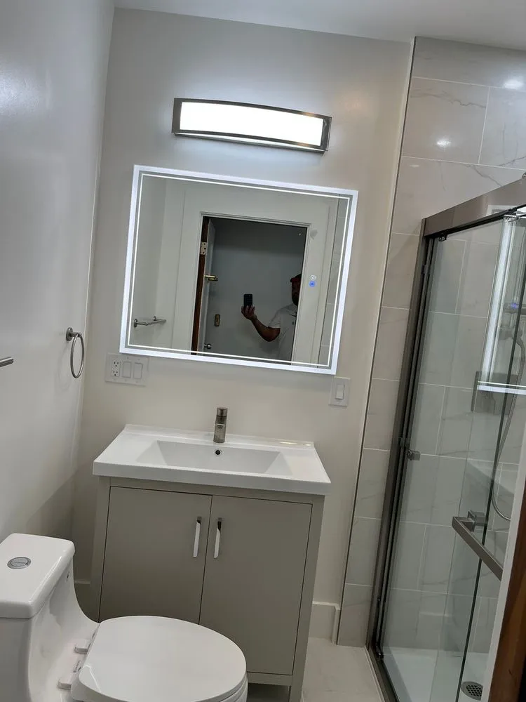 Slide of Benavides Construction