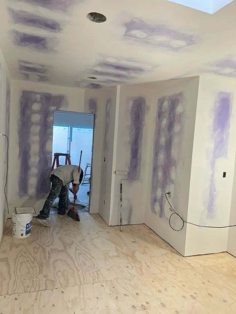 Slide of Benavides Construction