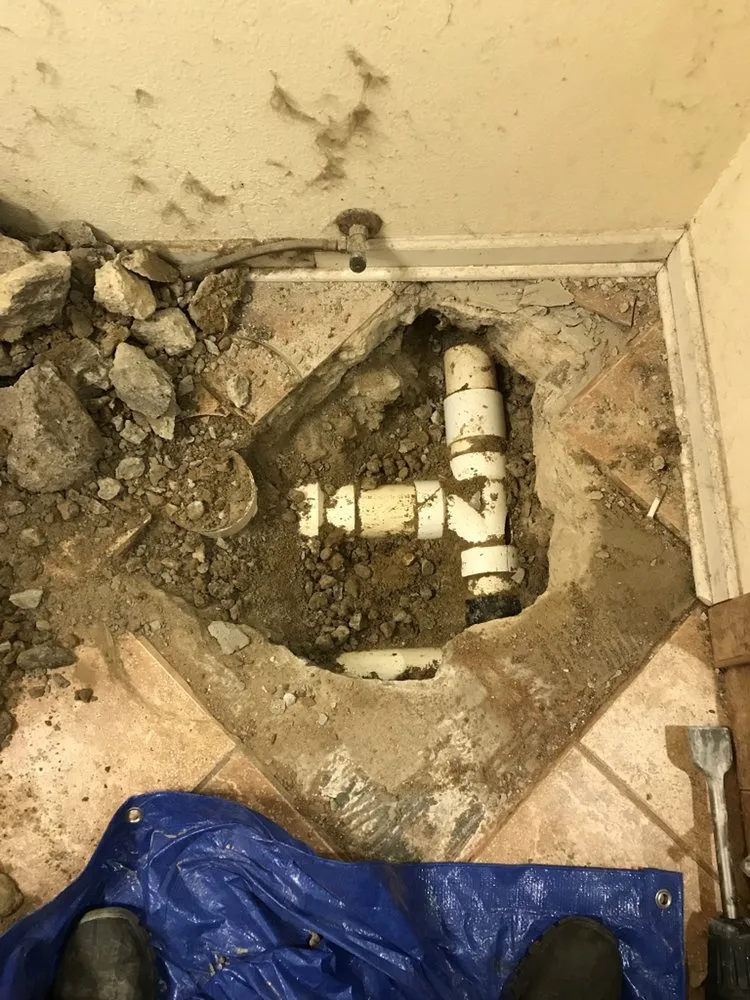 Quality plumbing repair service in Village Of Four Seasons, MO - Bend At The Lake Plumbing