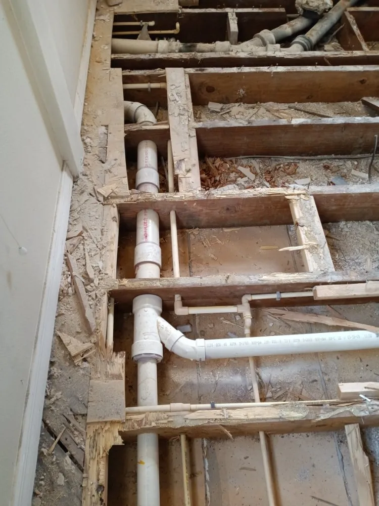 Slide of Benitez Handyman