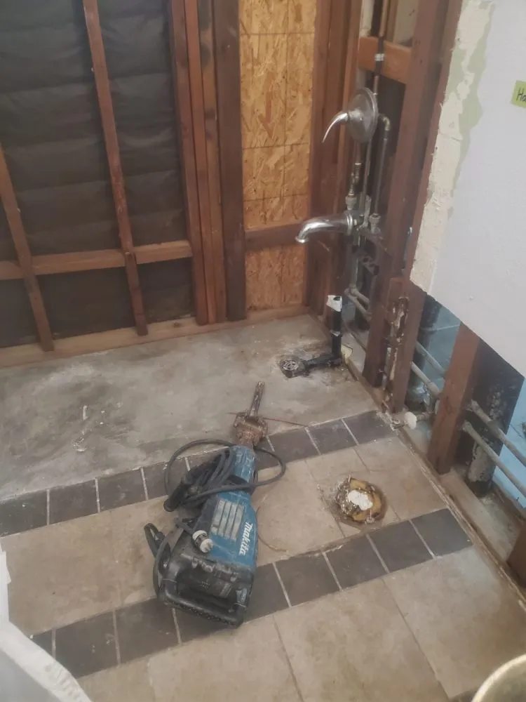 Slide of Ben's Handy Plumbing