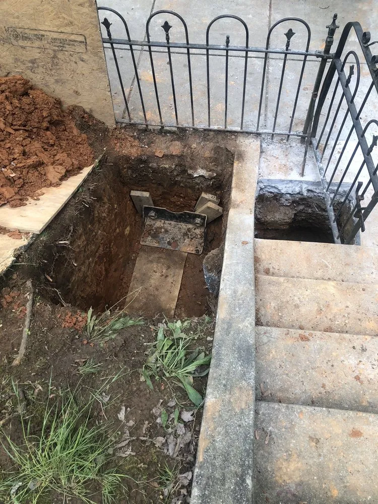 Slide of Ben's Plumbing