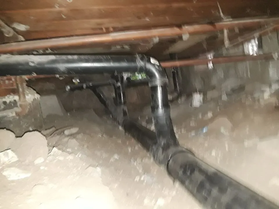 Slide of Beny Your Plumber