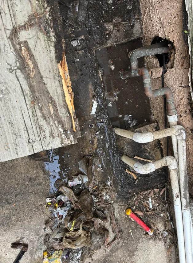 Slide of Berlim Handyman