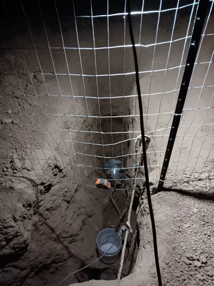 Slide of Bernal Handyman