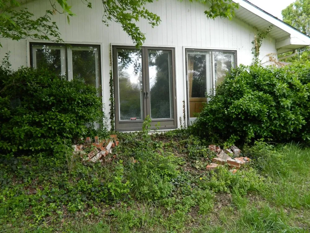 Slide of Best Builders