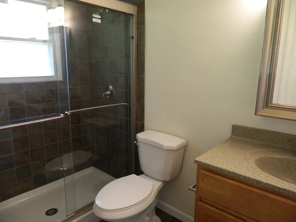 Slide of Best Builders