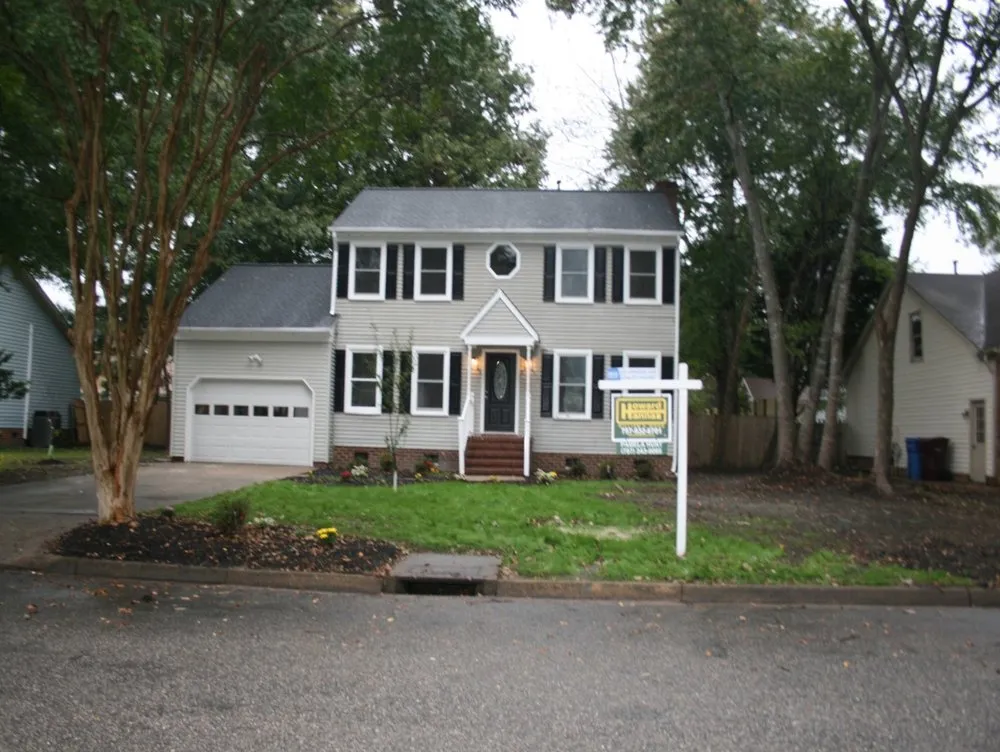 Slide of Best Builders