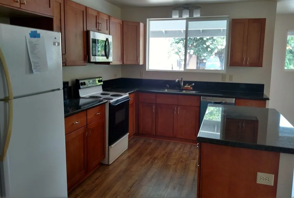 Slide of Best Builders