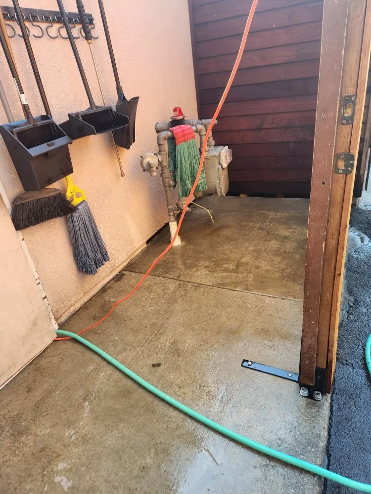 Slide of Best Handyman Ever