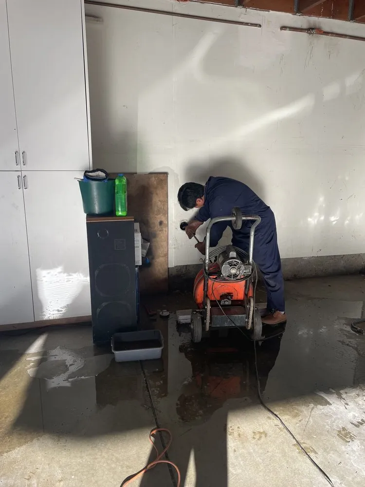 Slide of Bestop Plumbing & Drain