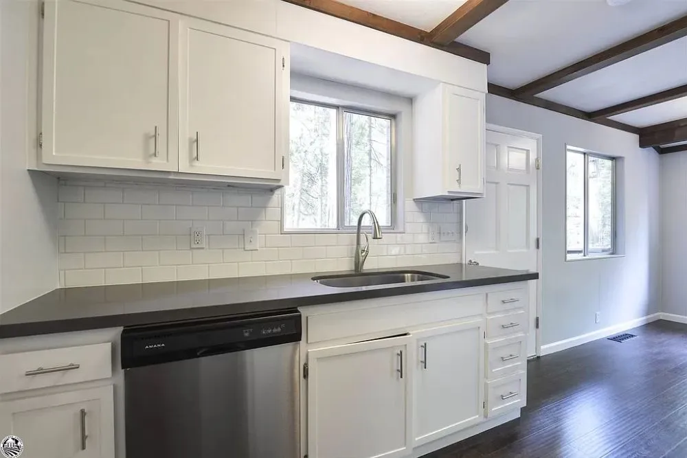 Slide of Bezaleel & Aholiab Construction