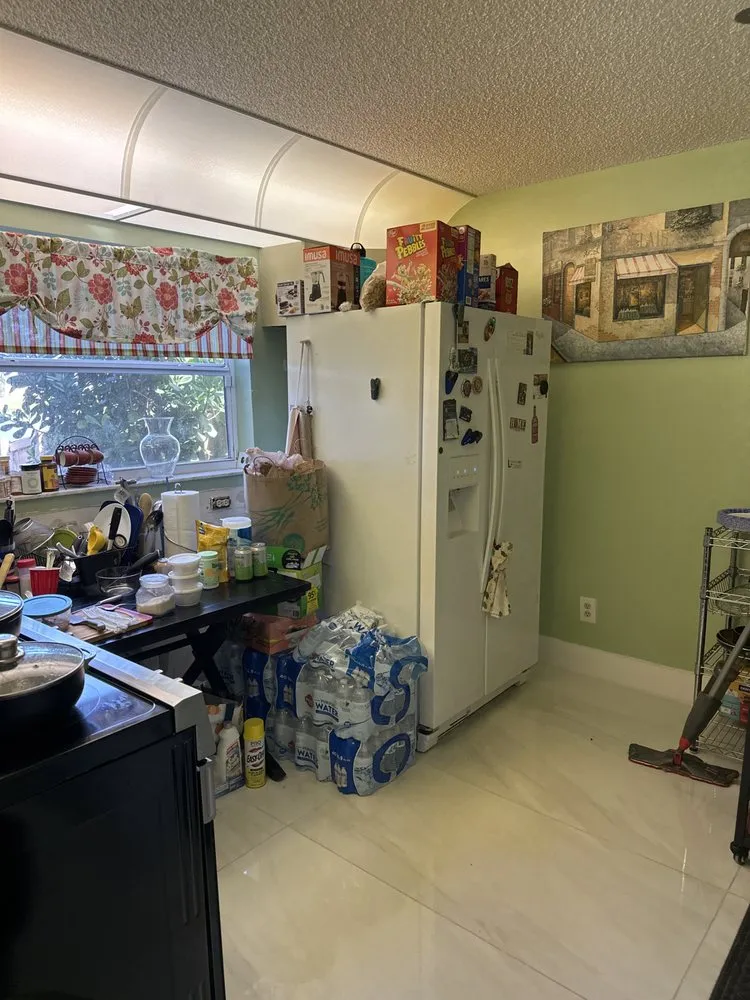 Slide of Bggd Investments