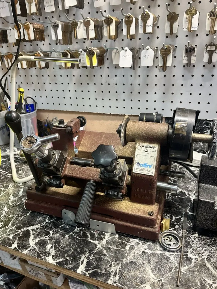 Slide of BH sewer & locksmith