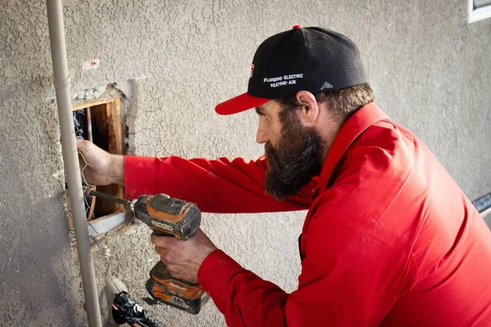 Slide of Big B's Plumbing, Electric, Heating & Air