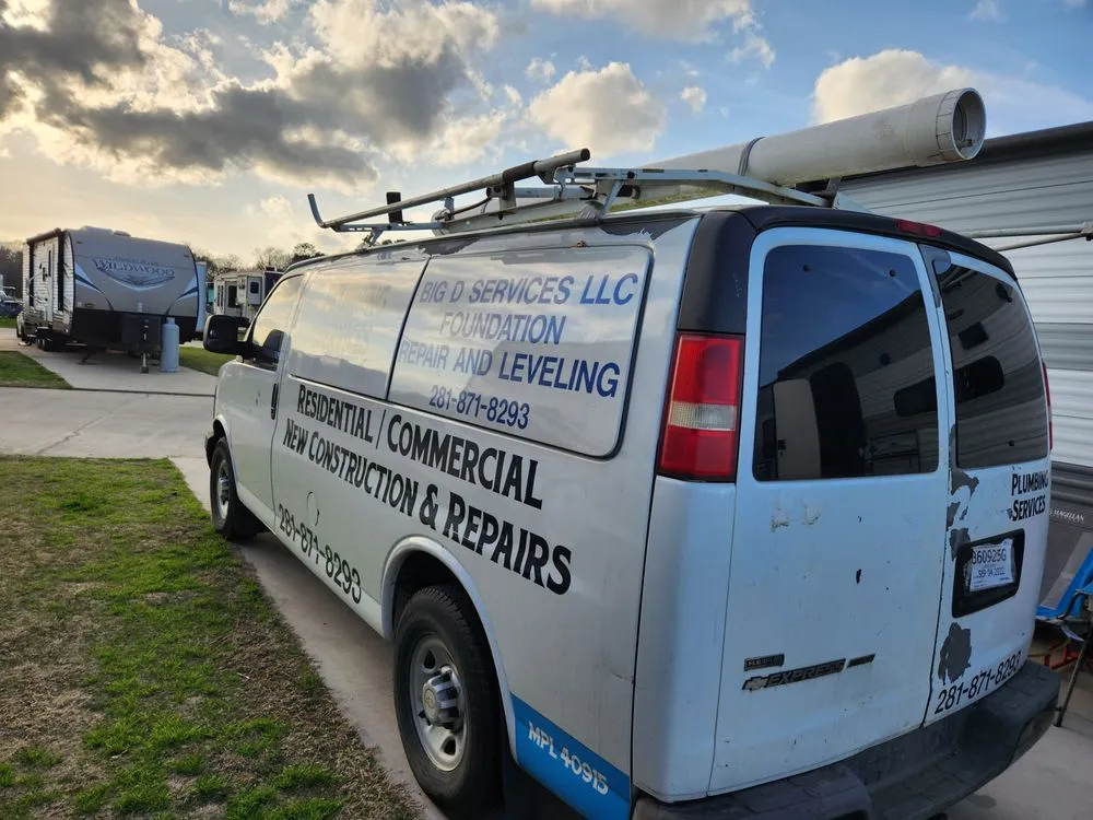 Slide of Big D Services