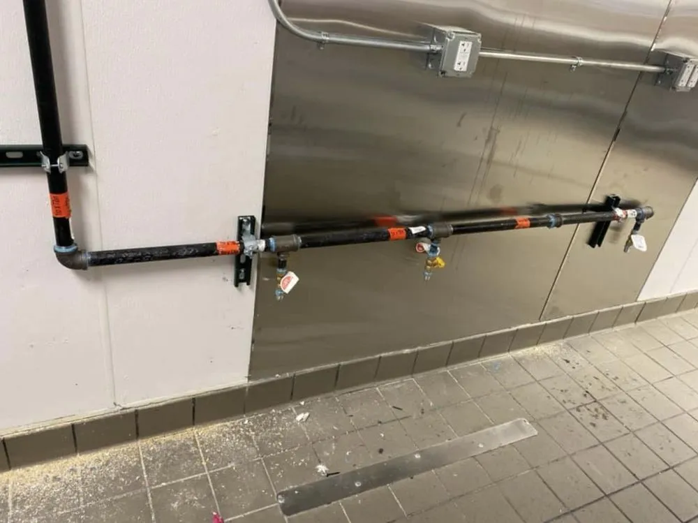 Slide of Big D Services