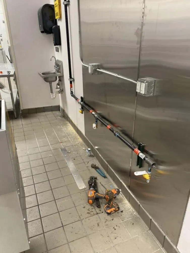 Slide of Big D Services